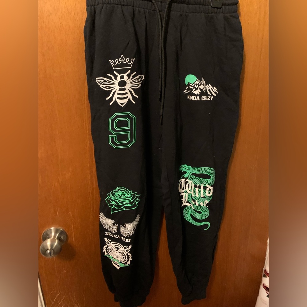 Adika Sweatpants
